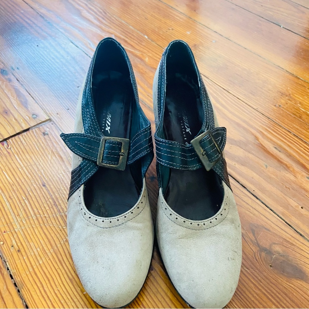 Remix brand retro shoes gray 8.5